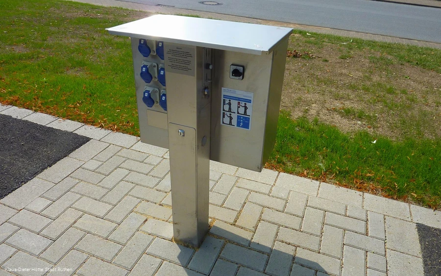 Wohnmobilstellplatz.JPG Wohnmobilstellplatz.JPG