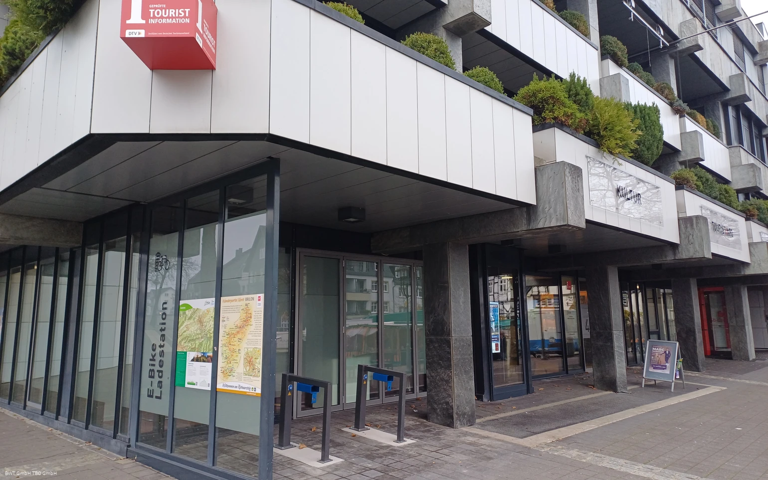 E Bike Ladestation TI Brilon.jpg